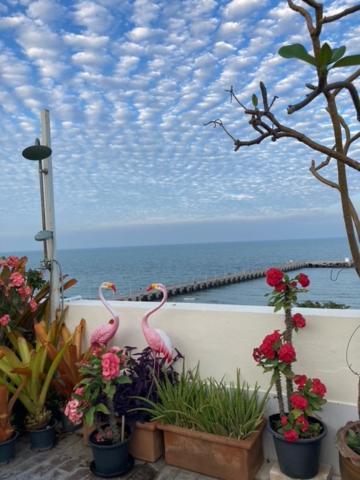 Pierview Rooms Huahin Kültér fotó